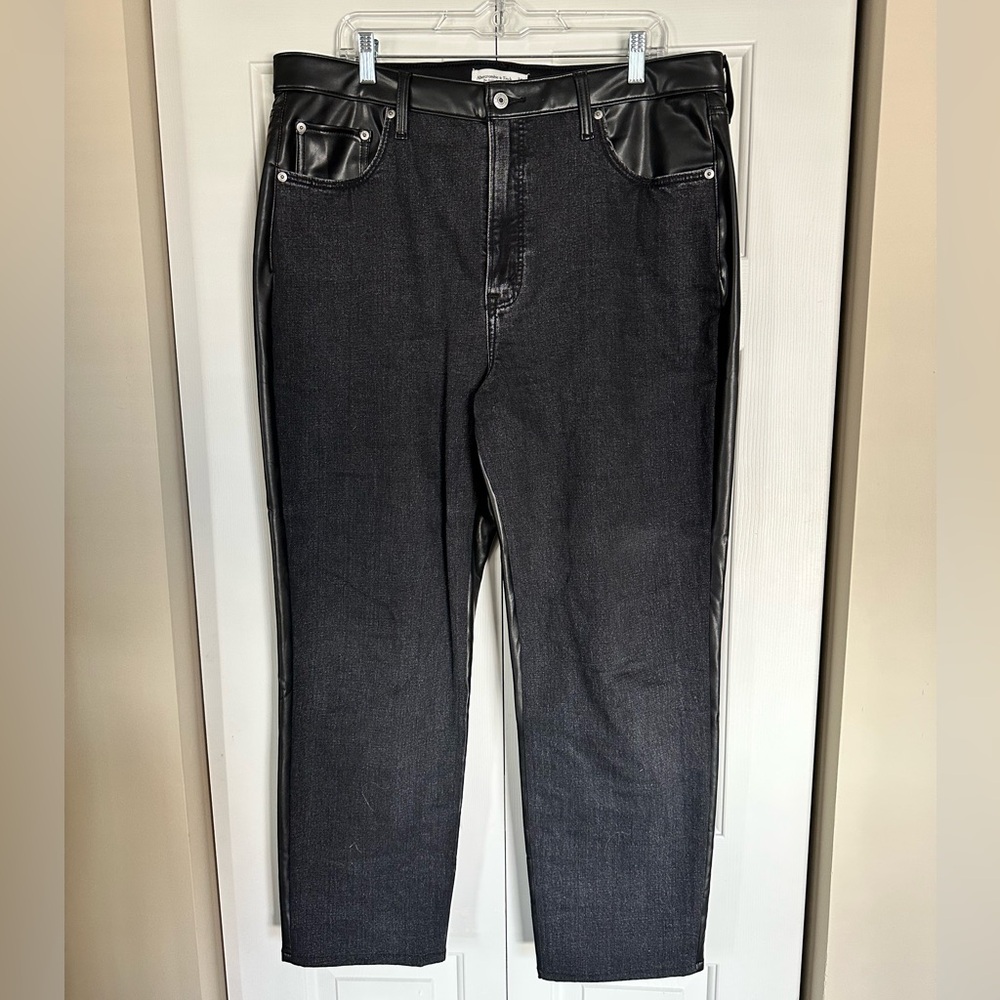 Abercrombie & Fitch Black Leather Denim Ankle Straight Ultra High Rise Jeans
